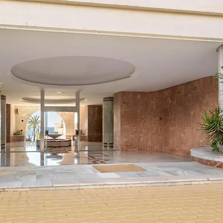 Gray Dalbion Puerto Banus - Happy Apartment *
