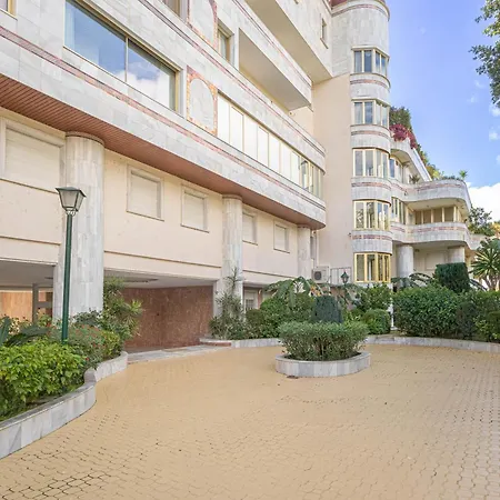 Apartment Gray Dalbion Puerto Banus - Happy Marbella